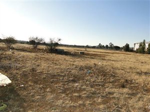 9509 m² Land available in Hamilton