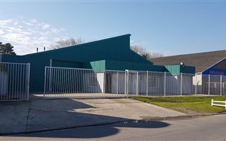 1100 m² Industrial space in Brackenfell Industrial
