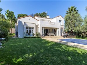 4 Bed Cluster in Bryanston West