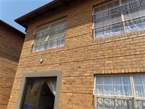 4 Bed Townhouse in Tijger Valley and surrounds
