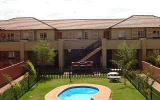 2 Bedroom Townhouse in Brentwood Park