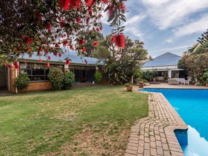 1.4 ha Farm in The Hill