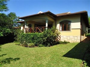 3 Bedroom Simplex in Le Domaine