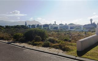 600 m² Land available in Westcliff