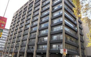 0.5 Bedroom Apartment in Braamfontein