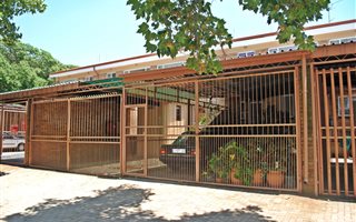 3 Bedroom Apartment in Krugersdorp North