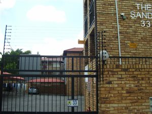 2 Bed Townhouse in Alberton