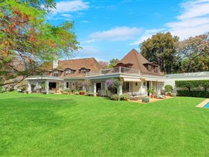 5 Bed House in Sandhurst