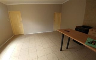 1 Bedroom Garden Cottage in Queenswood