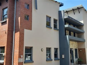160 m² Commercial space in Rynfield