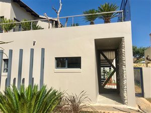 4 Bed House in Leeuwenhof Estate