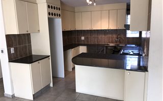 3 Bedroom Apartment in Morningside