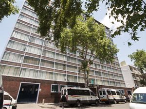 Bachelor apartment in Hillbrow