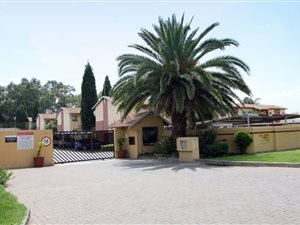 3 Bedroom Townhouse in Castleview