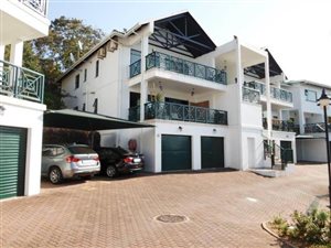 3 Bed Duplex in Westbrook