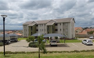2 Bedroom Apartment in Kosmosdal