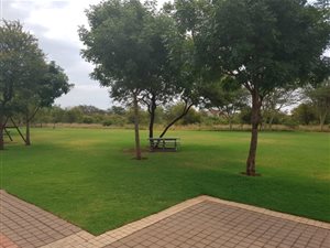 807 m² Land available in Zambezi Country Estate