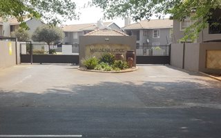 2 Bedroom Townhouse in Brenthurst