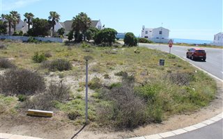 337 m² Land available in Golden Mile