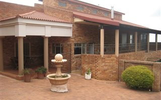 5 Bedroom House in Gillview