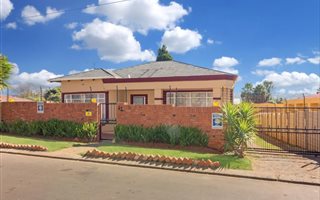 4 Bedroom House in Albertville