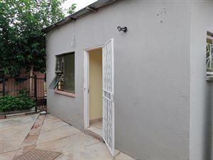 1 Bed Apartment in Verwoerdpark