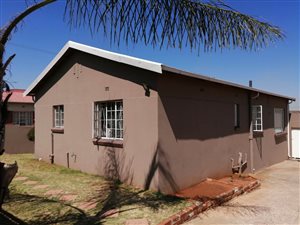 3 Bed House in Wannenburghoogte