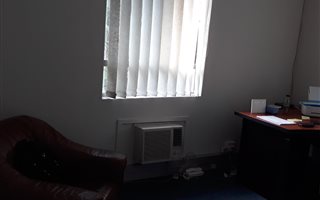 44 m² Commercial space in Kloof