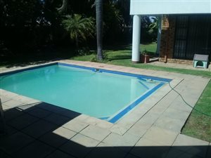 6 Bed House in Sunward Park