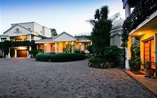 3 Bedroom Apartment in Senderwood