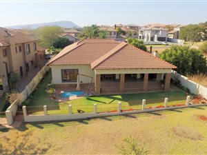 3 Bed House in Pebble Rock