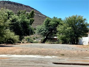 603 m² Land available in Victoria West