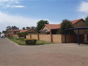 2 Bed Simplex in Riversdale