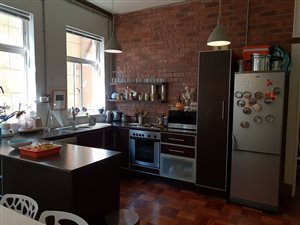 3 Bed Apartment in Johannesburg Central