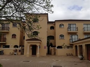 3 Bed Apartment in Shelly Beach