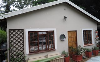 2 Bedroom House in Hillcrest Central