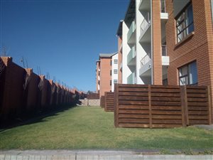 2 Bed Apartment in Modderfontein