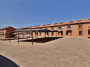 2 Bed Apartment in Lotus Gardens