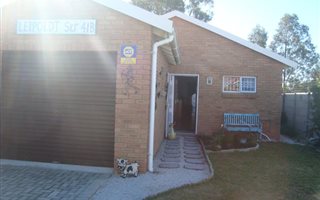 2 Bedroom House in Charlo