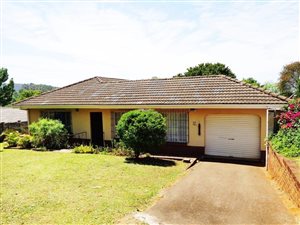 3 Bed House in Prestbury