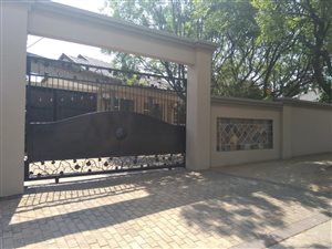 3 Bed House in Farrarmere