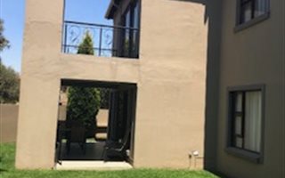 4 Bedroom House in Carlswald North Estate