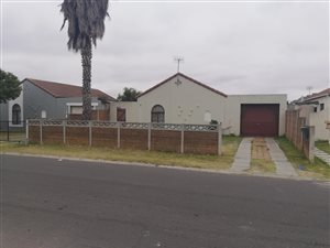 3 Bed House in Forest Village