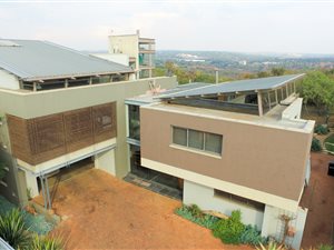 4 Bed House in Lynnwood Ridge