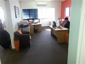 160 m² Office Space in Westville