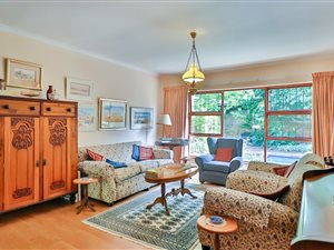 5 Bed House in Die Boord