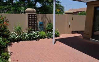 3 Bedroom Duplex in Hurlyvale