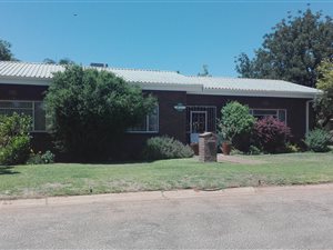 4 Bed House in Upington