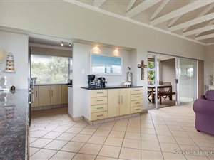 4 Bed House in Brenton on Sea