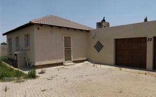 2 Bedroom Townhouse in Ben Fleur